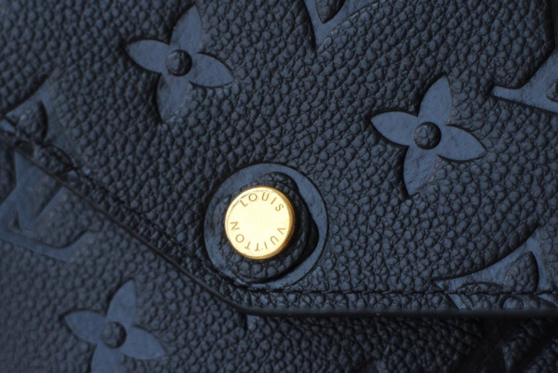 Luxurious Totes - Latest - 855