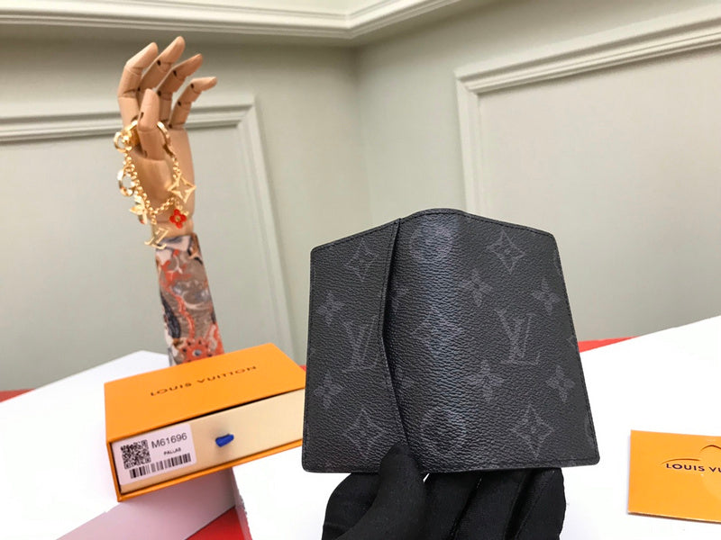 Luxurious Totes - Latest - 680