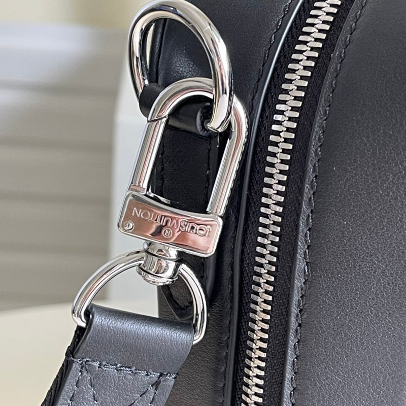 LOV - Luxurious Totes - 2229