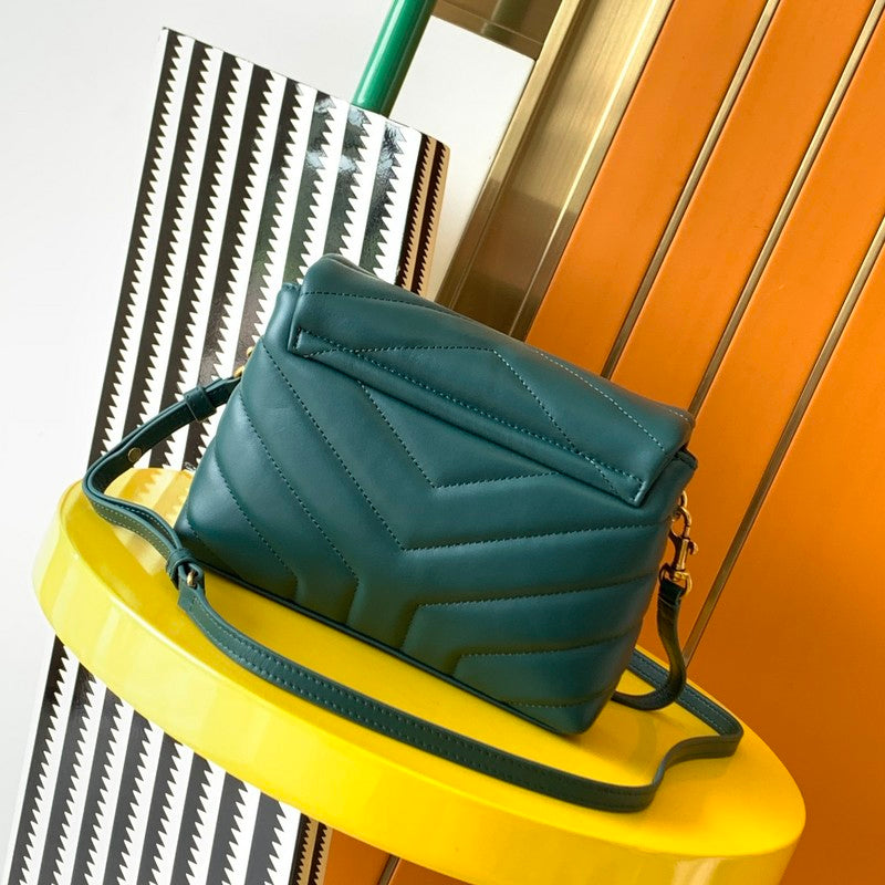 Luxurious Totes - Latest - 8004