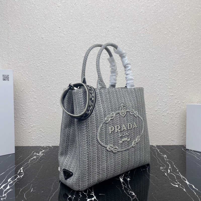 Luxurious Totes - Latest - 4578