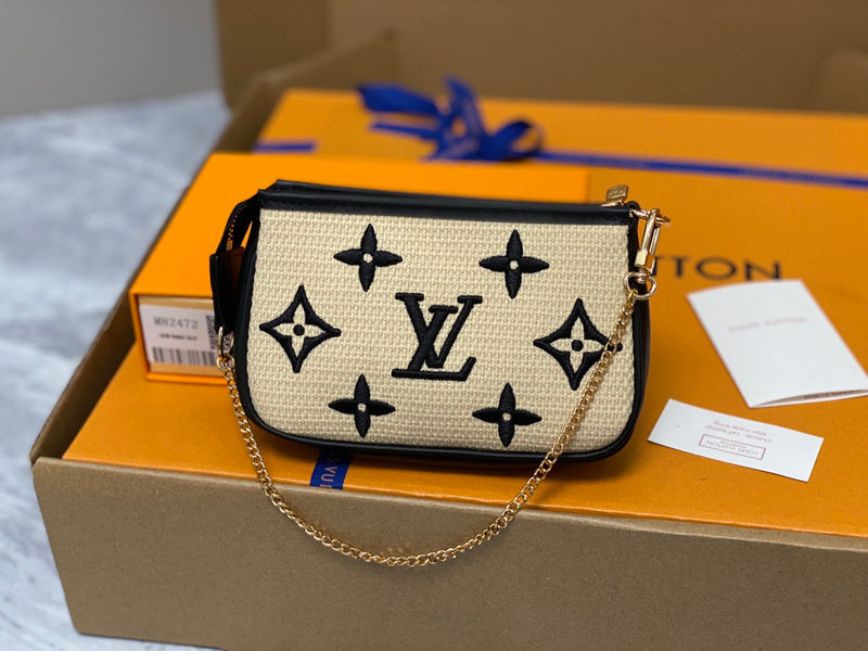 LOV - Luxurious Totes - 035
