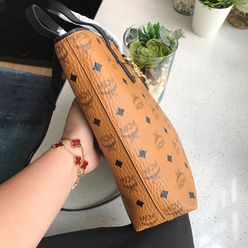 Luxurious Totes - Latest - 7875
