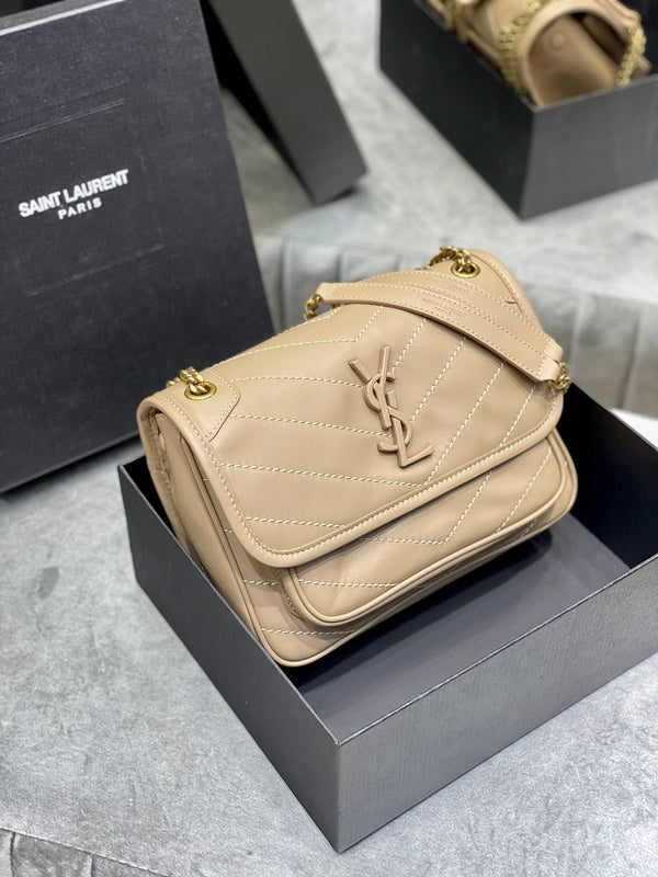 Luxurious Totes - Latest - 8285