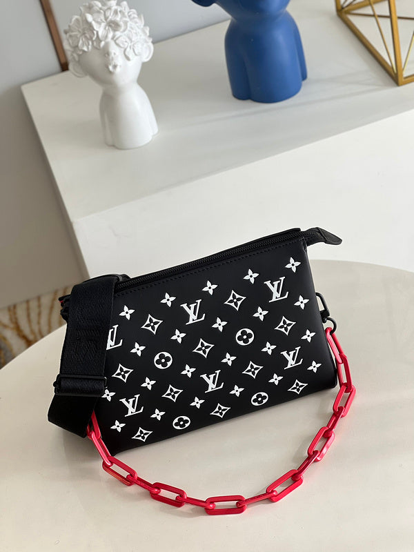 LOV - Luxurious Totes - 2113