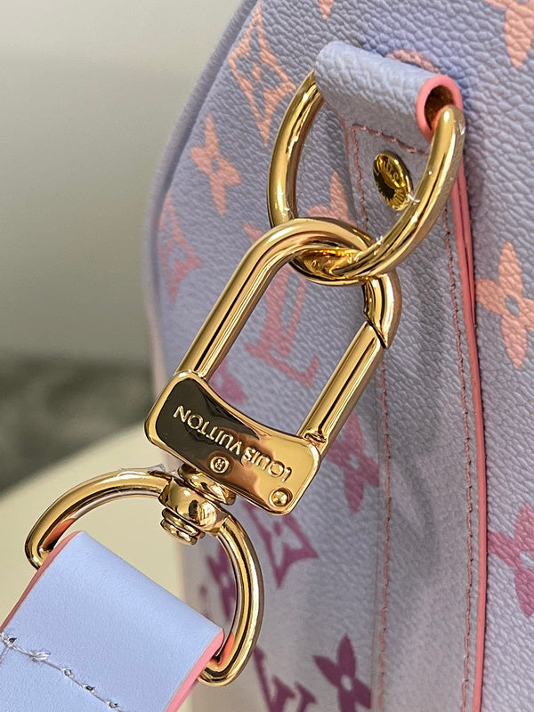 LOV - Luxurious Totes - 1403