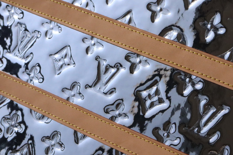 LOV - Luxurious Totes - 2031