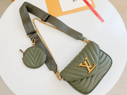 LOV - Luxurious Totes - 2435