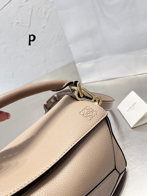 Luxurious Totes - LW-CH Bags - 044