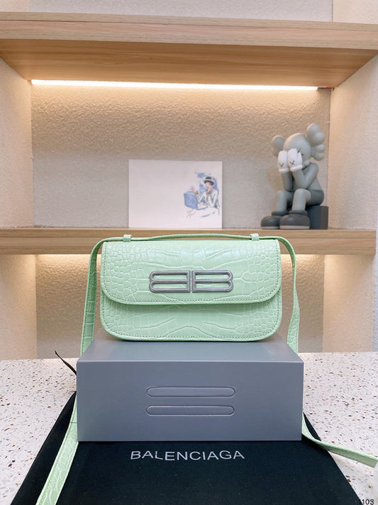 Luxurious Totes - BGA2 Bags - 064