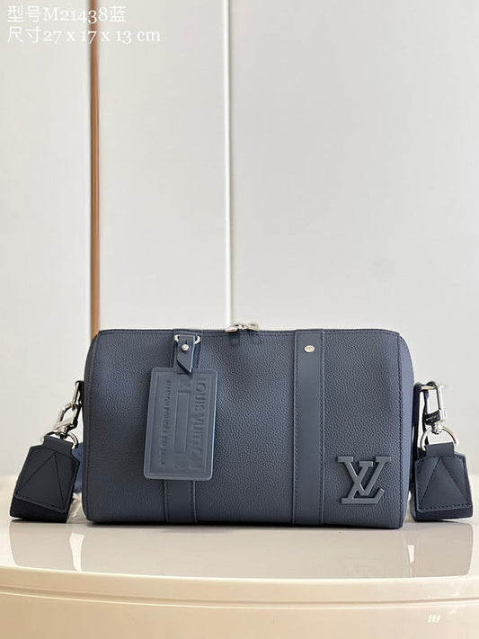 LOV - Luxurious Totes - 989