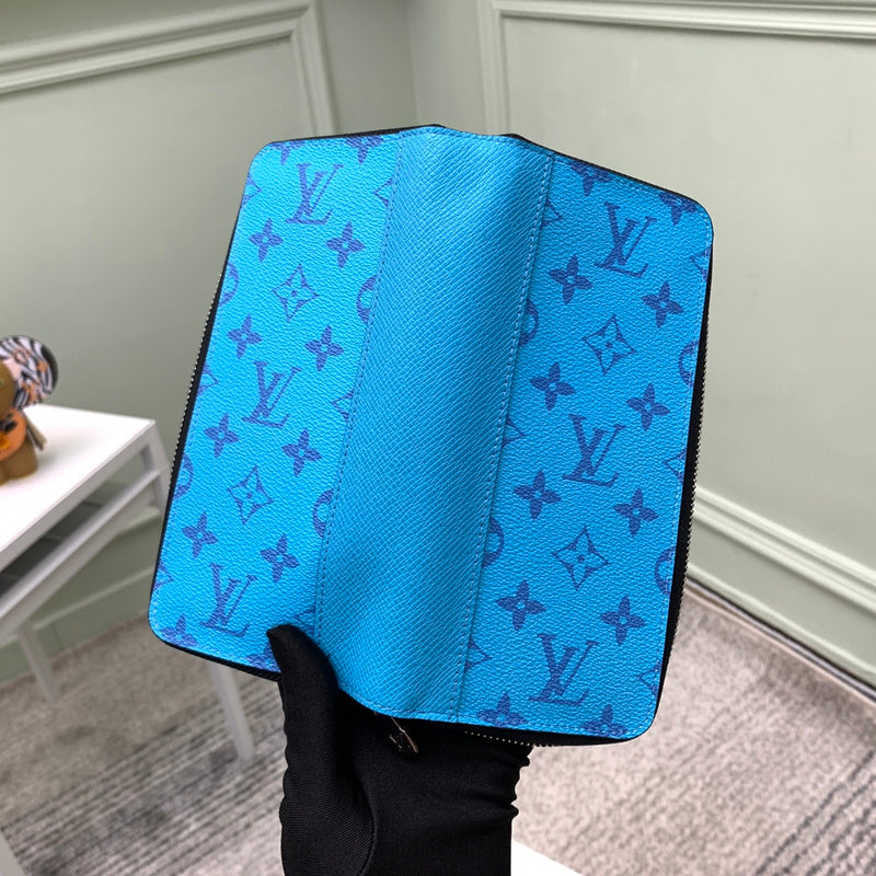 Luxurious Totes - Latest - 675