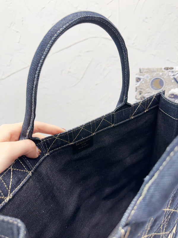 Luxurious Totes - DOR2 Bags - 090