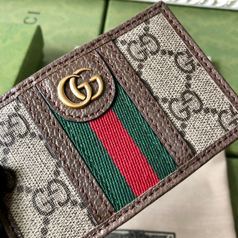 GUI - Luxurious Totes - 188