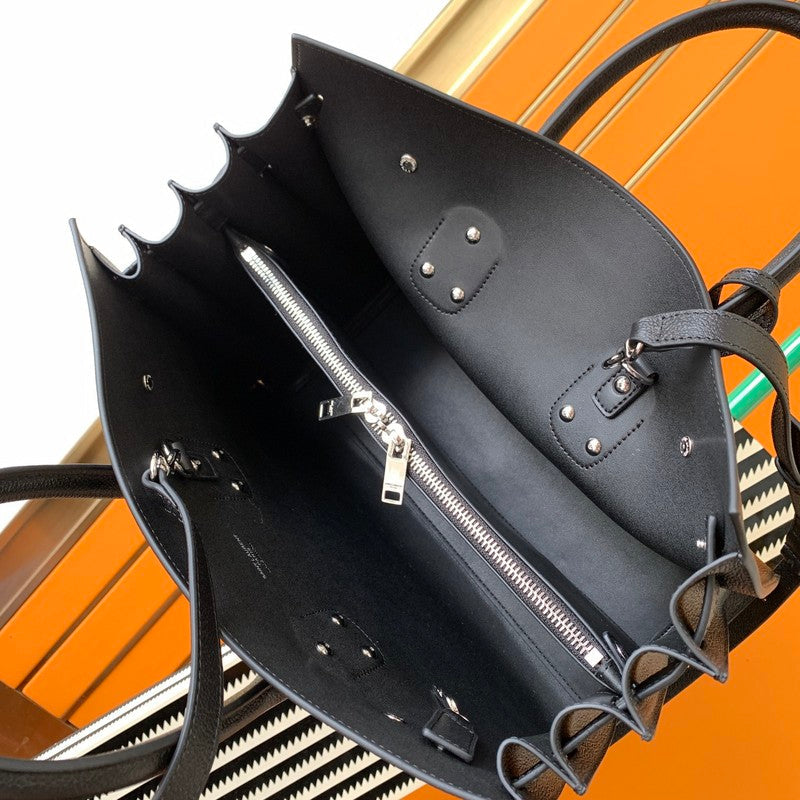 Luxurious Totes - Latest - 8141