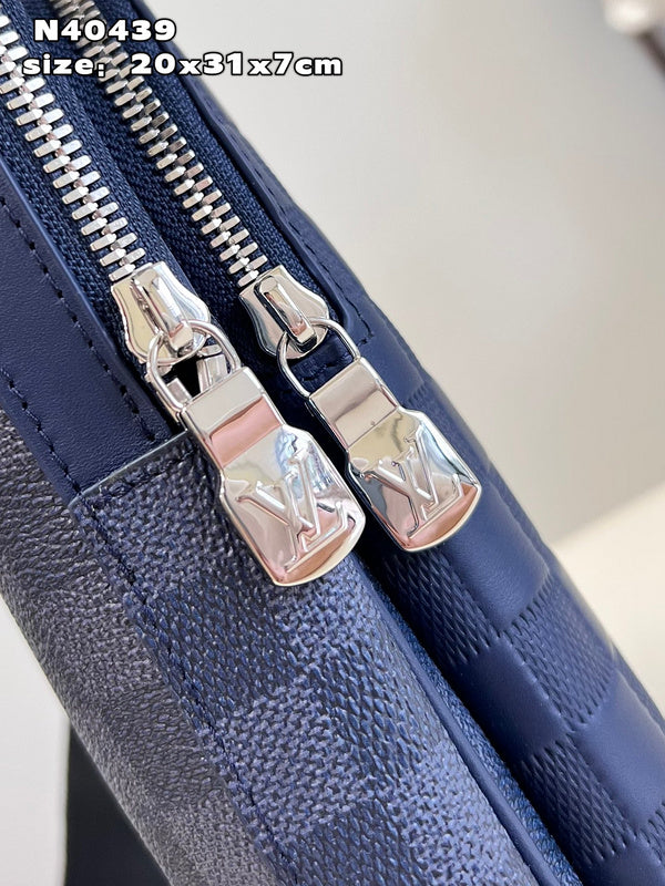 LOV - Luxurious Totes - 327