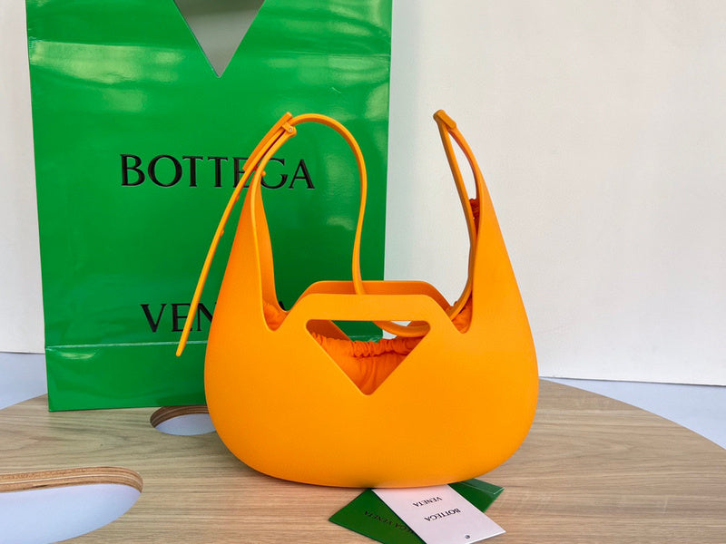 Luxurious-Totes - BV Bags - 2480