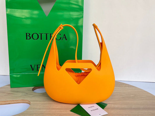 Luxurious-Totes - BV Bags - 2480