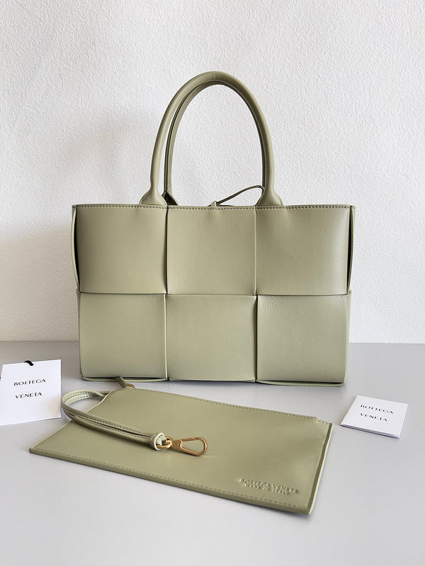 Luxurious Totes - Latest - 6970