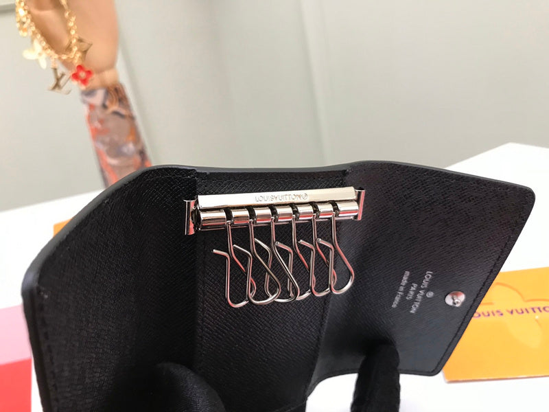 Luxurious Totes - Latest - 640