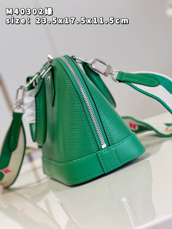 LOV - Luxurious Totes - 913