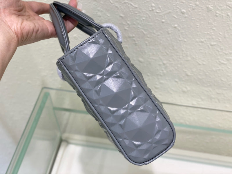 Luxurious Totes - Latest - 6498