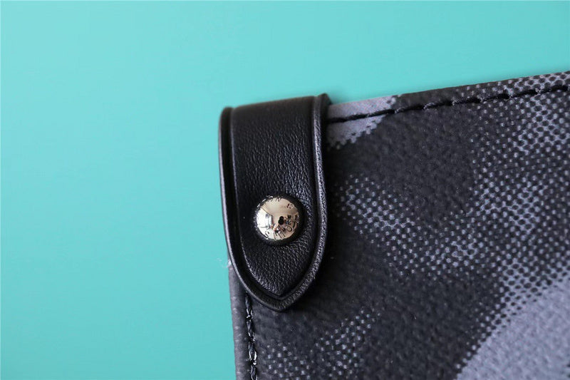 Lux-Totes - LOV Bags - 1211