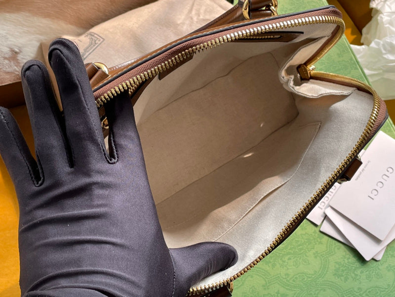 GUI - Luxurious Totes - 1196