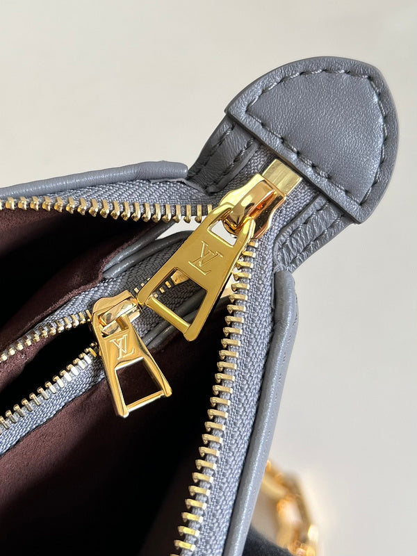 LOV - Luxurious Totes - 1062