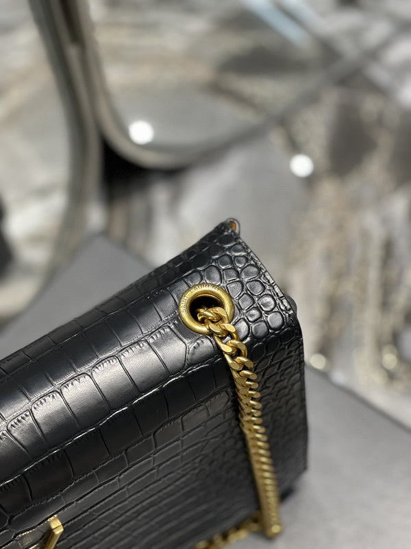Luxurious Totes - Latest - 8714