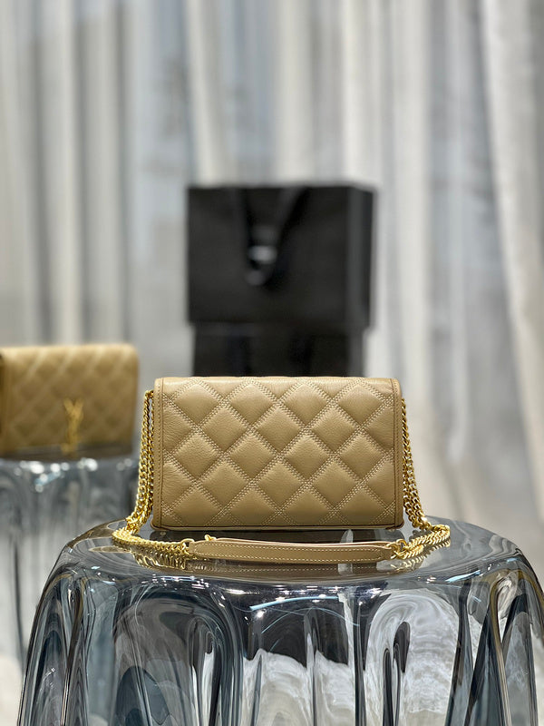 Luxurious Totes - Latest - 8401