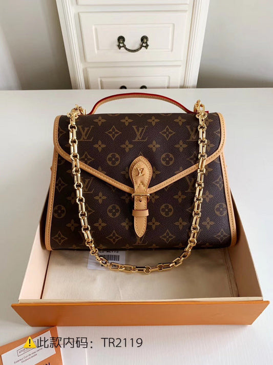 Luxurious Totes - Latest - 2424