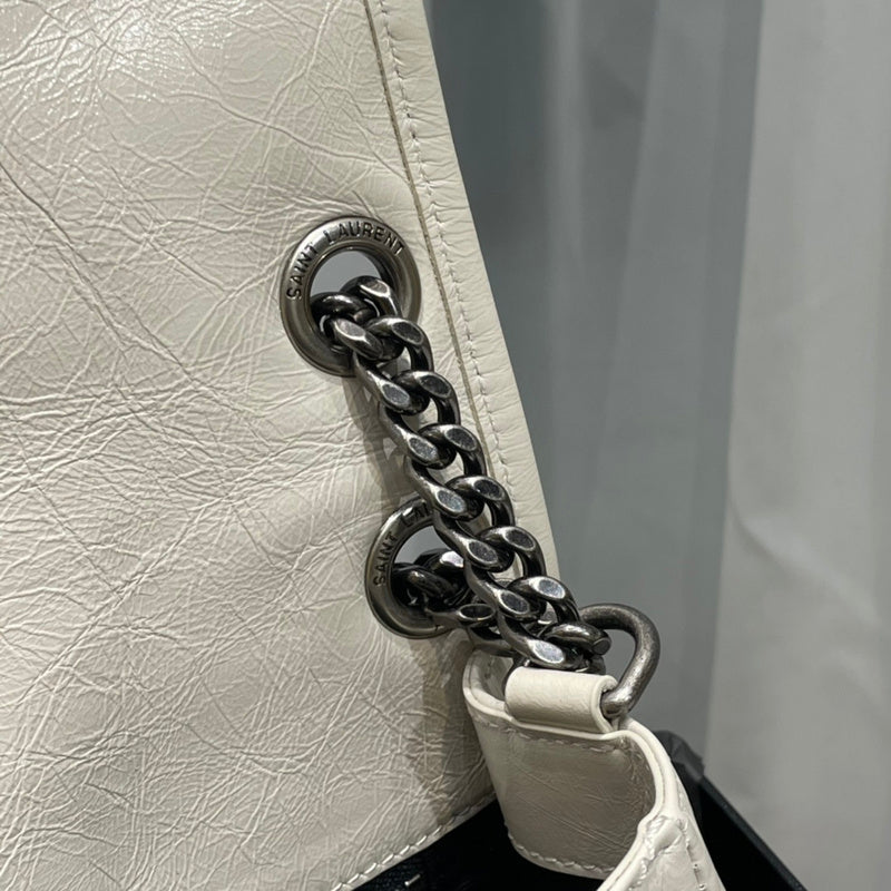 Luxurious Totes - Latest - 8562
