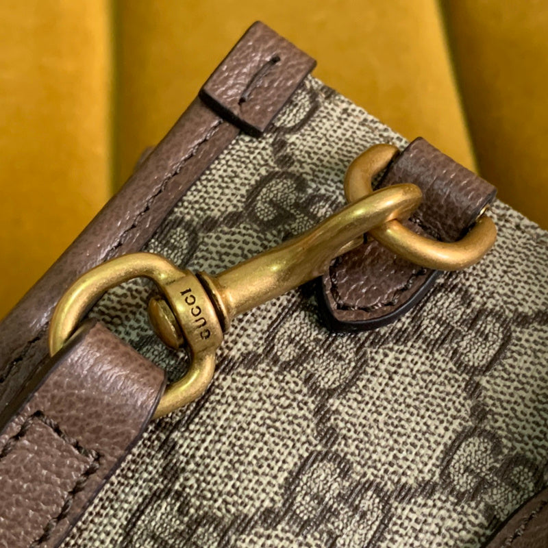 GUI - Luxurious Totes - 1250