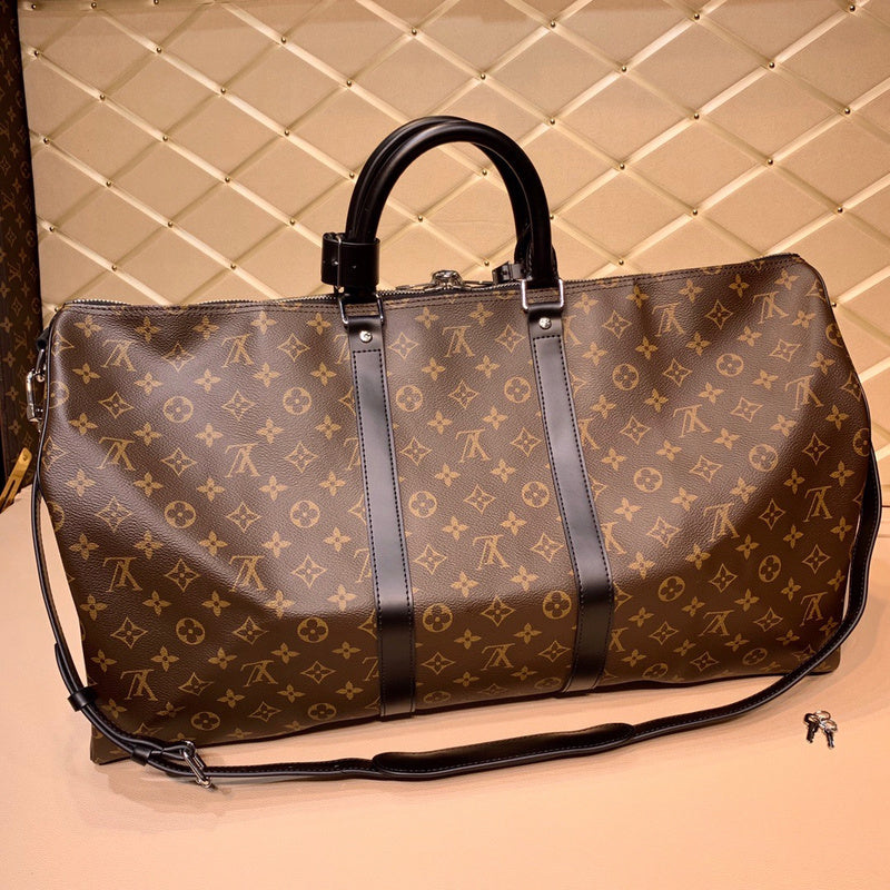 Luxurious Totes - Latest - 1932