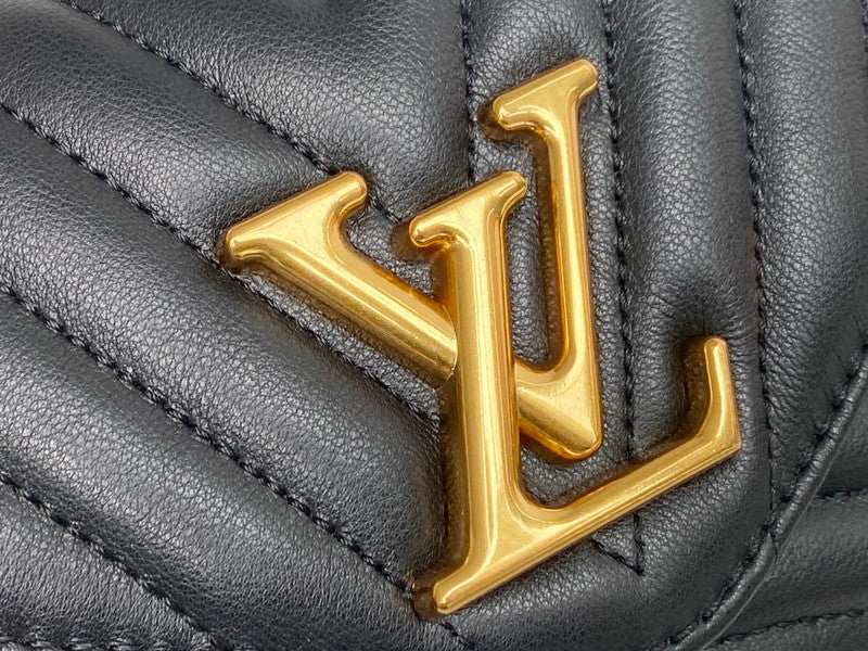 LOV - Luxurious Totes - 2437