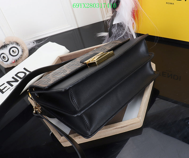GC - Shoulder - 3390