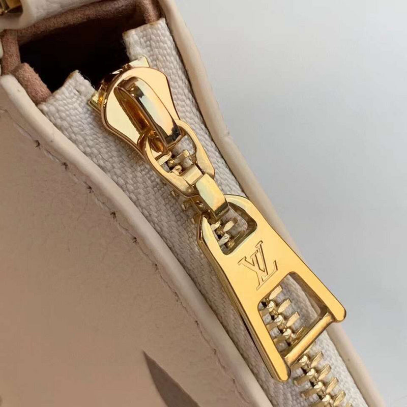 LOV - Luxurious Totes - 2309