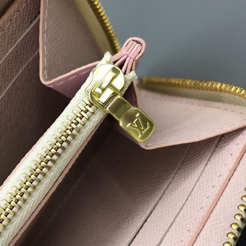 Luxurious Totes - Latest - 1090