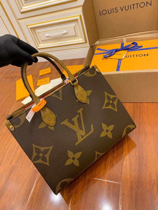 LOV - Luxurious Totes - 369