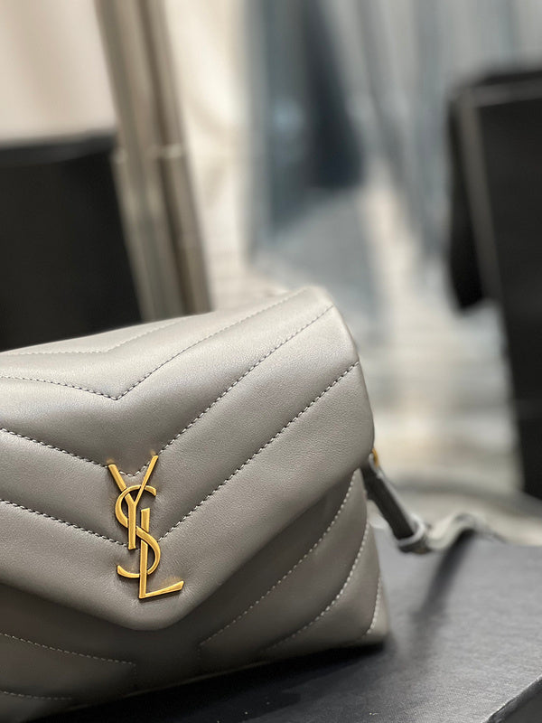 Luxurious Totes - Latest - 8273
