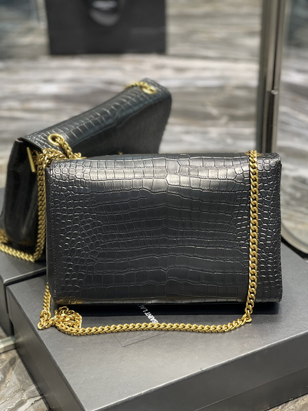Luxurious Totes - Latest - 8714