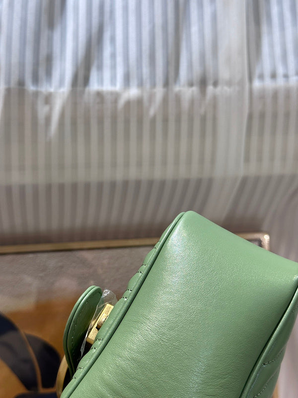 GUI - Luxurious Totes - 319