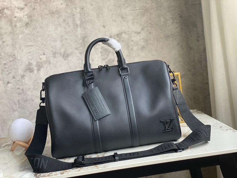 LOV - Luxurious Totes - 2288