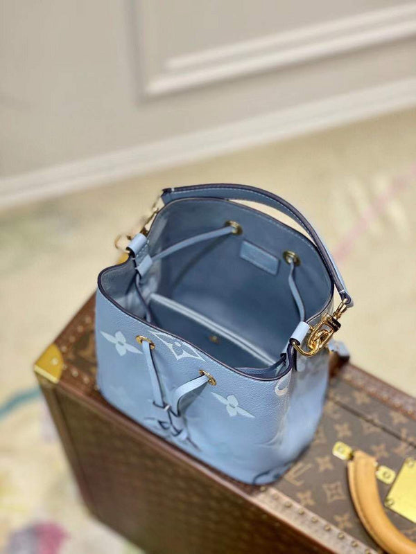 LOV - Luxurious Totes - 2469