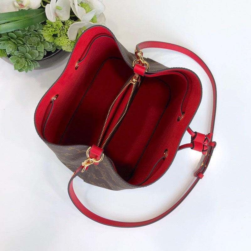 Luxurious Totes - Latest - 9736
