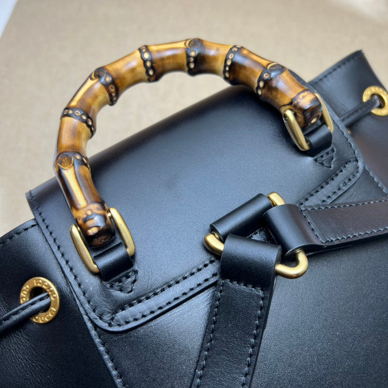 GUI - Luxurious Totes - 074