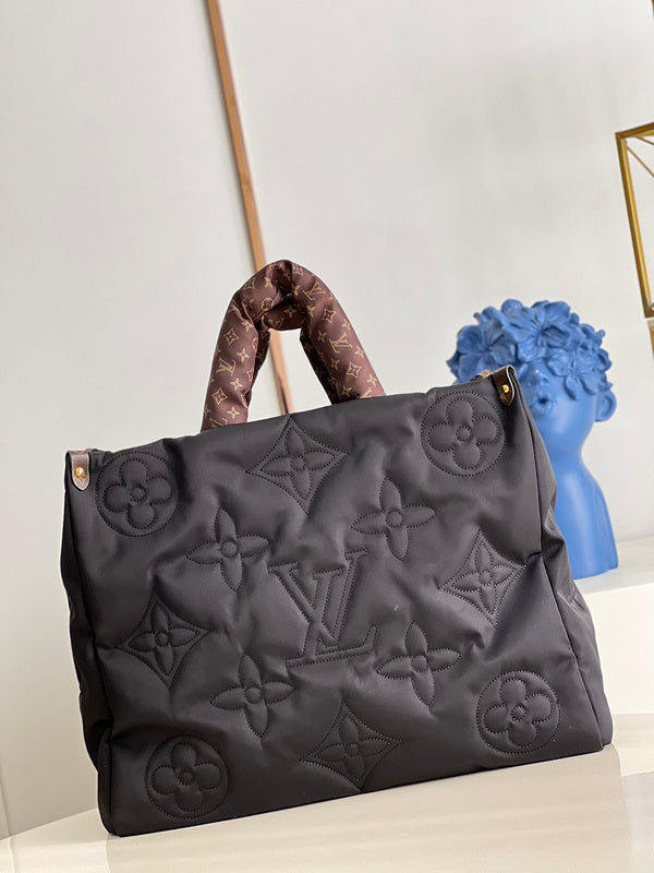 LOV - Luxurious Totes - 2116