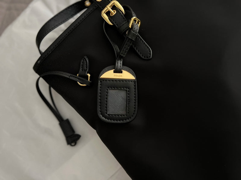 Luxurious Totes - PDA3 Bags - 138