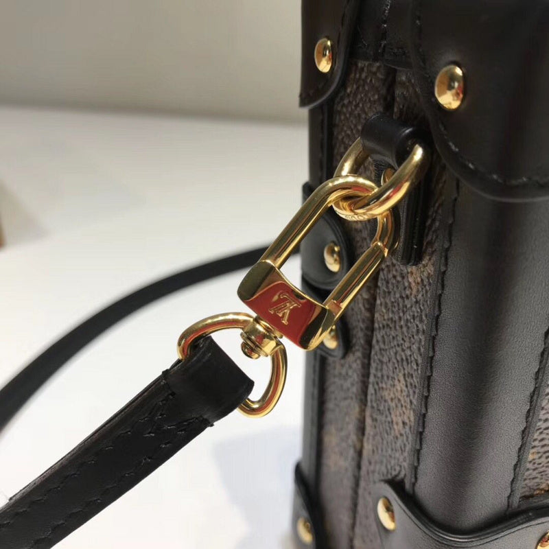 LOV - Luxurious Totes - 441